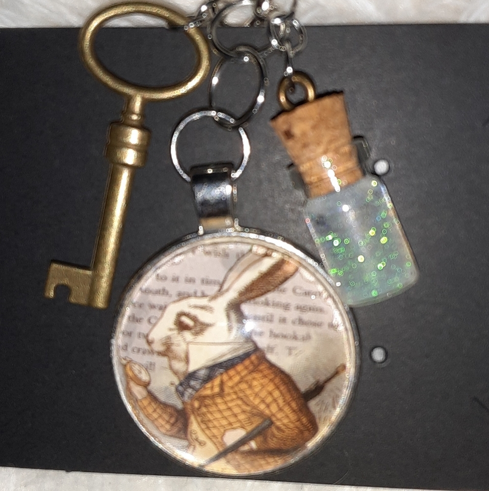Alice in Wonderland, The White Rabbit Purse Charm and Keyring
